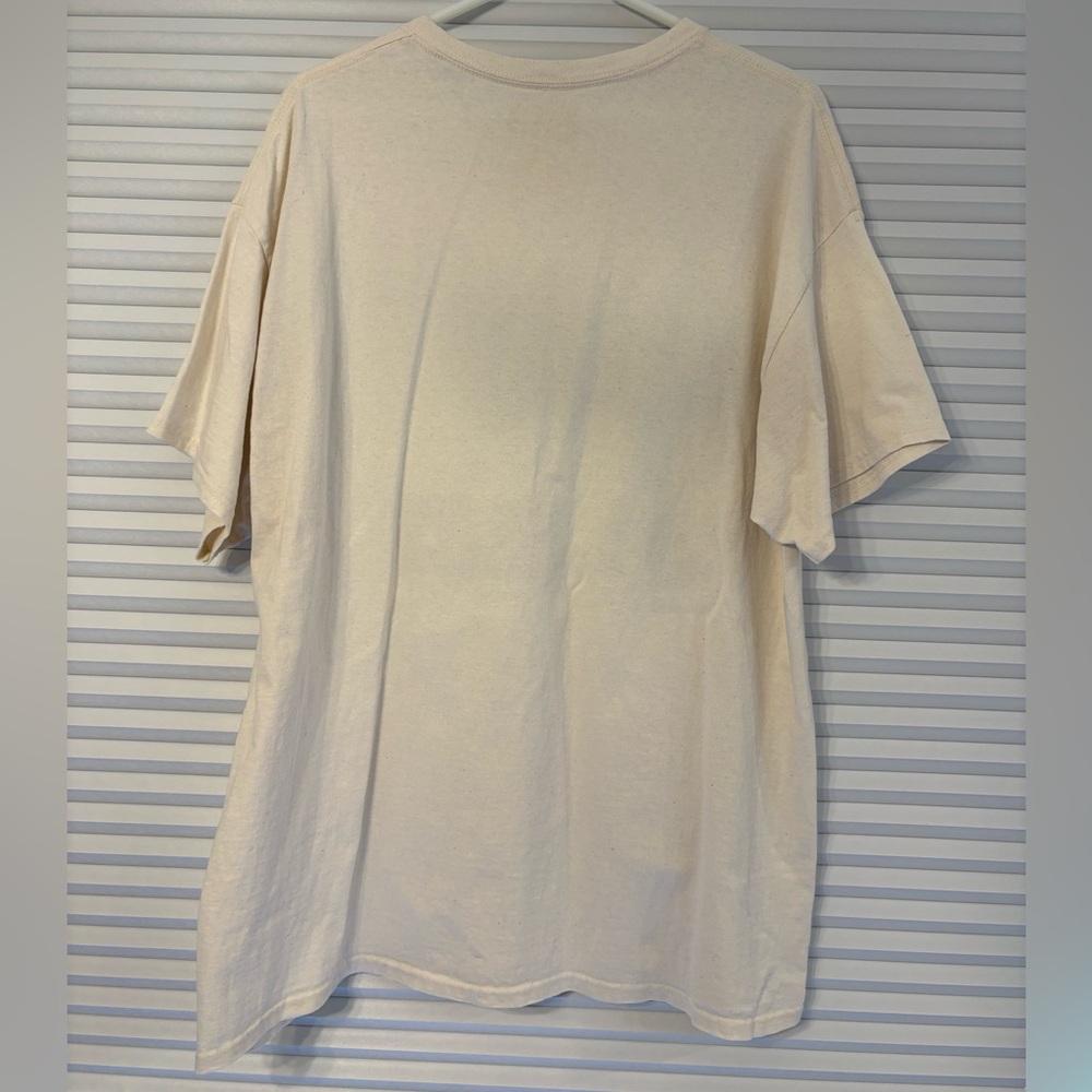 Mens XL Cream colored Peace T-Shirt - Picture 3 of 3